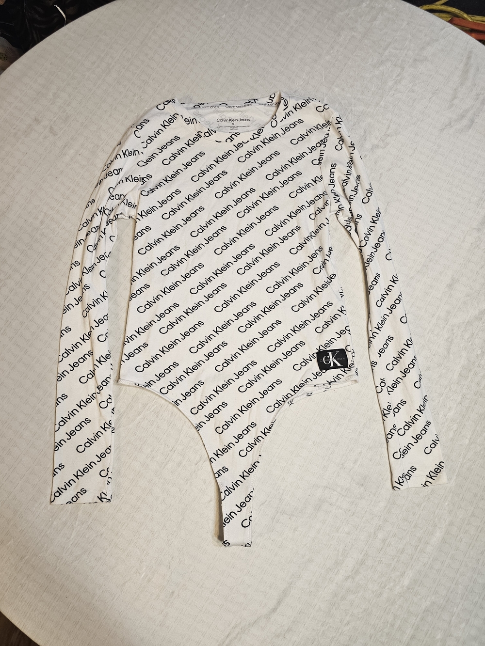 Calvin Klein Jeans NWOT All Over Logo Print Bodysuit Medium